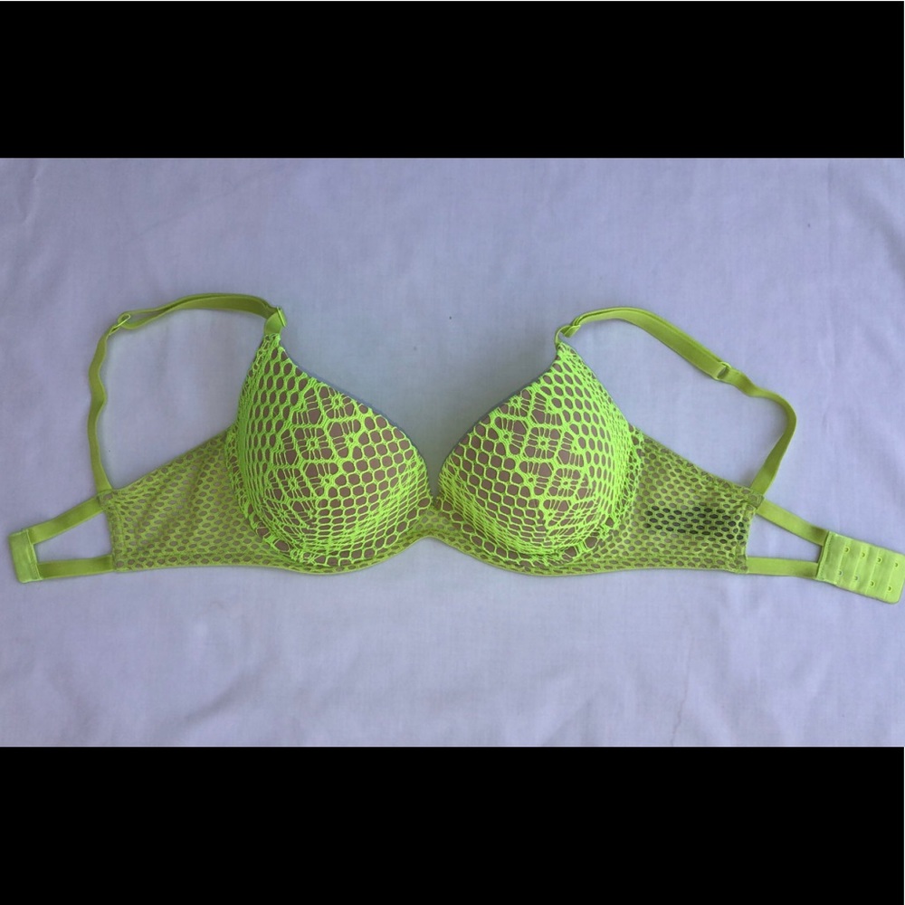 Victoria’s Secret Very Sexy Bra🍋